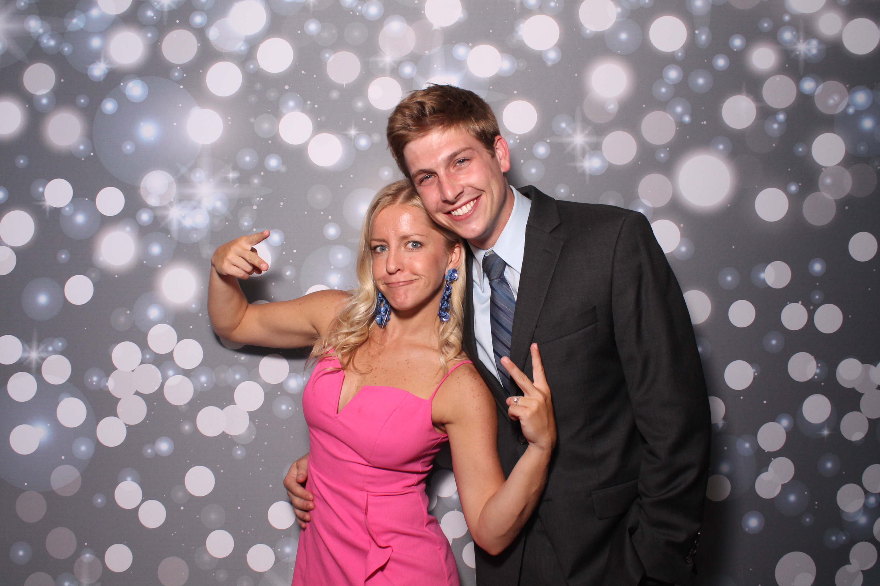 McKenzie Roedig at the Madison | View more photos from the event at gallery.photoboothcincy.com/u/PhotoBoothCincy/McKenzie-Roedig-at-the-Madison
